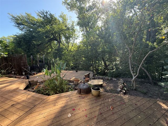 2651 Hidden Ridge Drive, Arlington, TX 76006