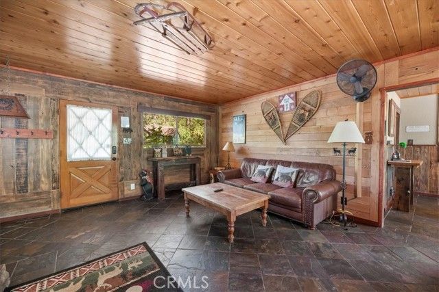 39989 Hillcrest Drive, Big Bear Lake, CA 92315