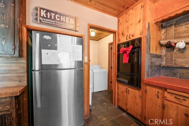 39989 Hillcrest Drive, Big Bear Lake, CA 92315