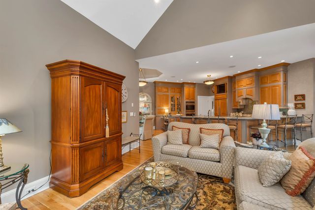 60 Riddle Drive, Bedford, NH 03110