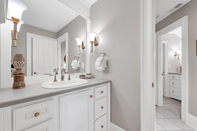 60 Riddle Drive, Bedford, NH 03110