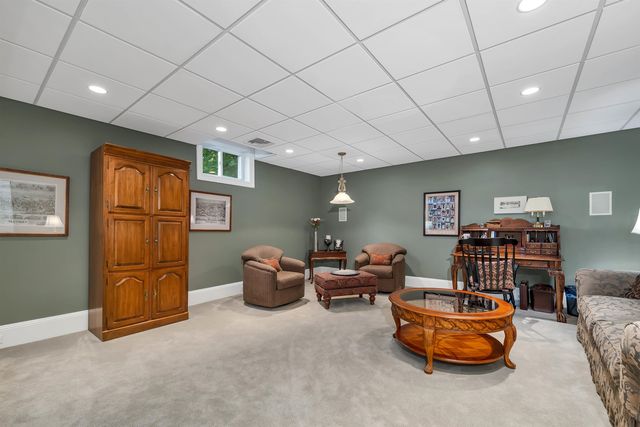 60 Riddle Drive, Bedford, NH 03110