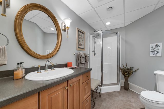 60 Riddle Drive, Bedford, NH 03110