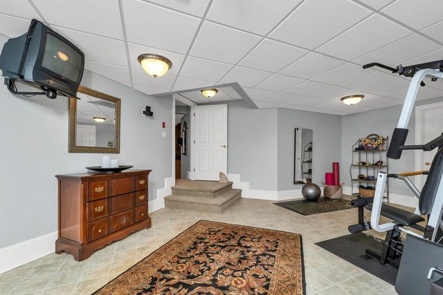 60 Riddle Drive, Bedford, NH 03110