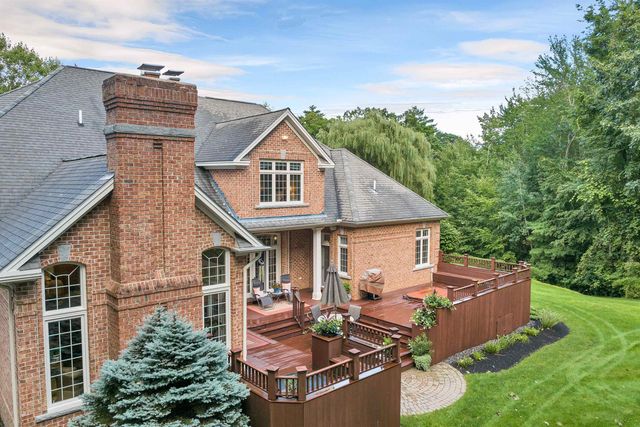 60 Riddle Drive, Bedford, NH 03110