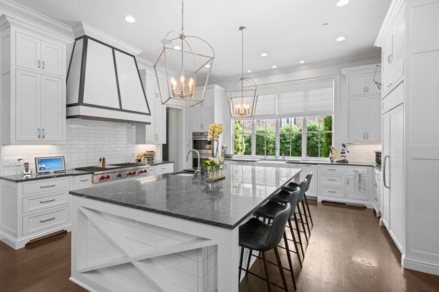 855 Windstone Blvd, Brentwood, TN 37027