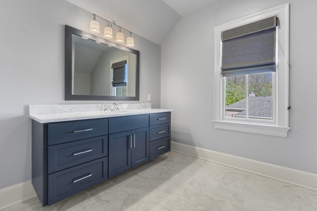 855 Windstone Blvd, Brentwood, TN 37027