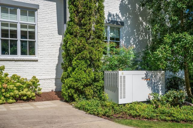 855 Windstone Blvd, Brentwood, TN 37027