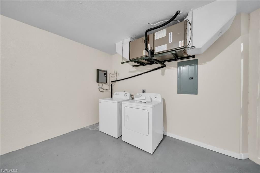 Image 20 of property listing at 2032 NE 6th ST, Cape Coral, FL 33909