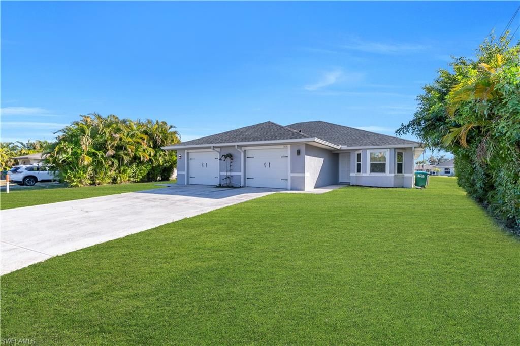 Image 8 of property listing at 2032 NE 6th ST, Cape Coral, FL 33909