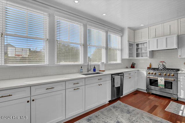 101 Cottage Walk, Hampstead, NC 28443