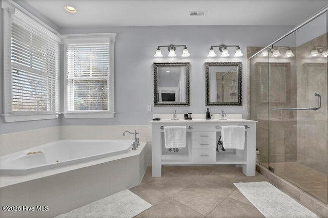 101 Cottage Walk, Hampstead, NC 28443