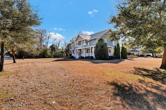 101 Cottage Walk, Hampstead, NC 28443