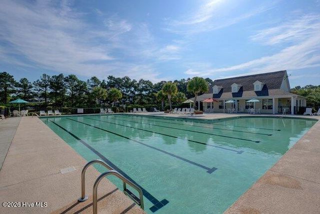 101 Cottage Walk, Hampstead, NC 28443