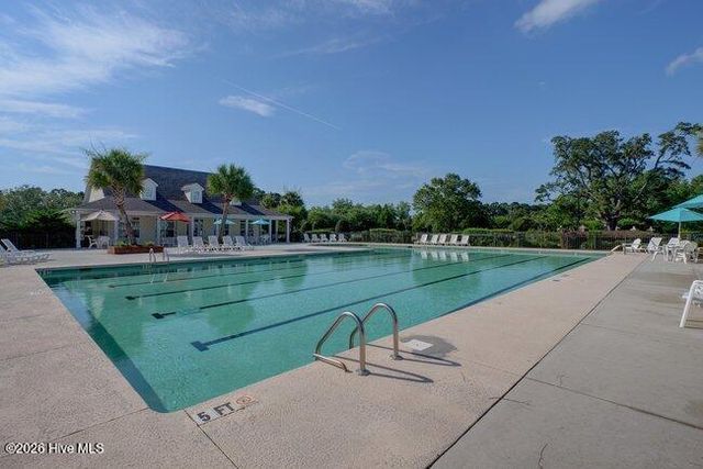 101 Cottage Walk, Hampstead, NC 28443