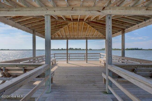 101 Cottage Walk, Hampstead, NC 28443