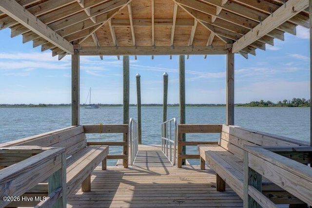 101 Cottage Walk, Hampstead, NC 28443