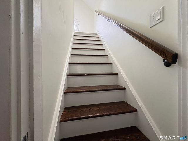 26 Union Street, Seymour, CT 06483