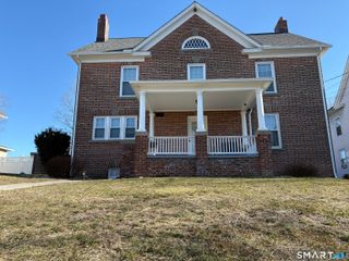 26 Union Street, Seymour, CT 06483