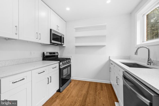 8618 LANTERN LN, Clinton, MD 20735