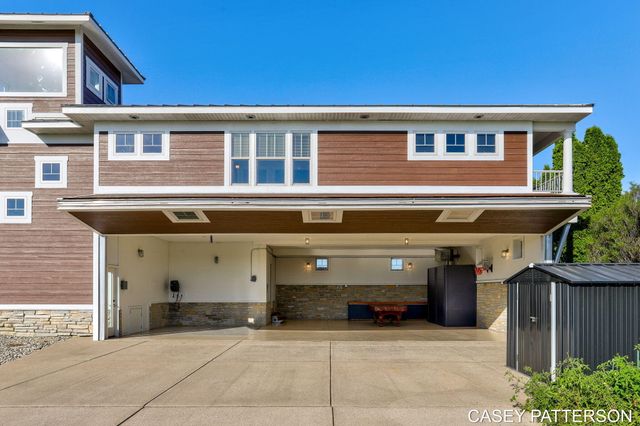 2520 Air Park Drive, Zeeland, MI 49464