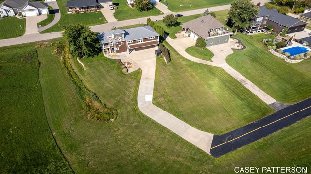 2520 Air Park Drive, Zeeland, MI 49464