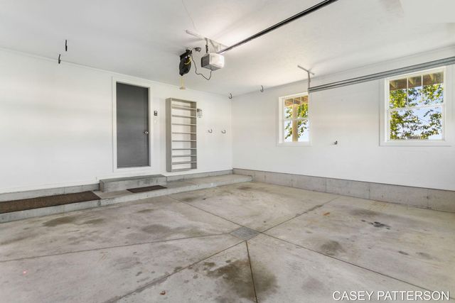 2520 Air Park Drive, Zeeland, MI 49464