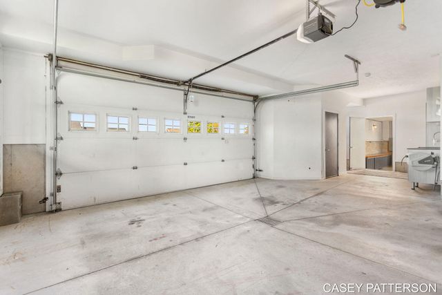 2520 Air Park Drive, Zeeland, MI 49464