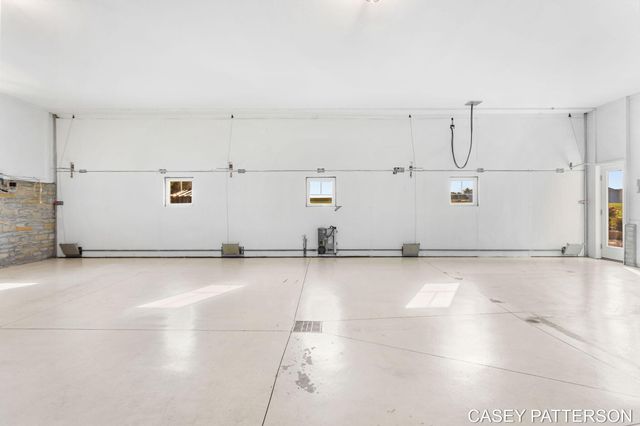 2520 Air Park Drive, Zeeland, MI 49464