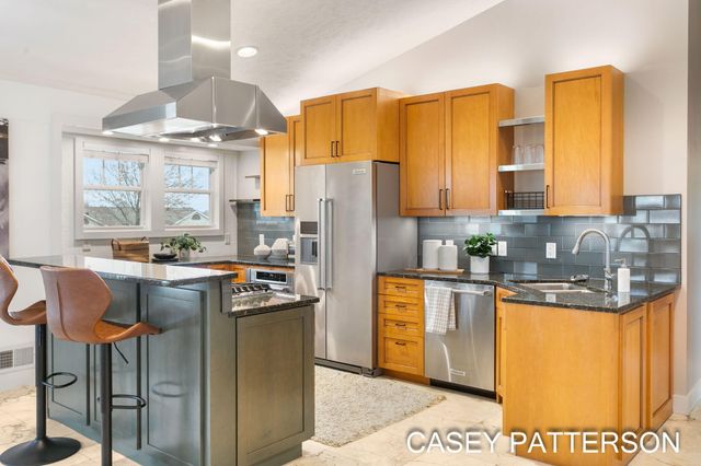 2520 Air Park Drive, Zeeland, MI 49464