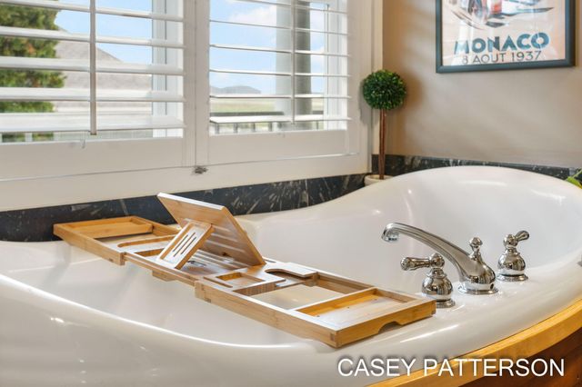 2520 Air Park Drive, Zeeland, MI 49464