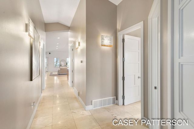 2520 Air Park Drive, Zeeland, MI 49464