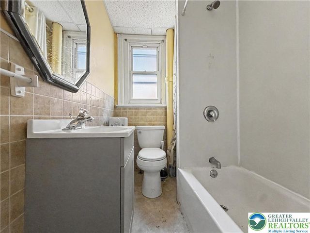 72 West Ettwein Street, Bethlehem City, PA 18018