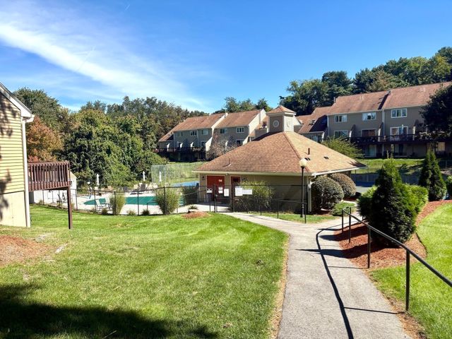 81 Hunters Run Place 81, Haverhill, MA 01832