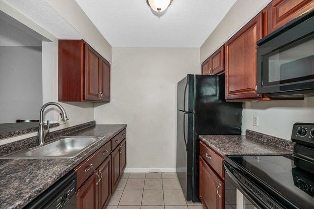 81 Hunters Run Place 81, Haverhill, MA 01832
