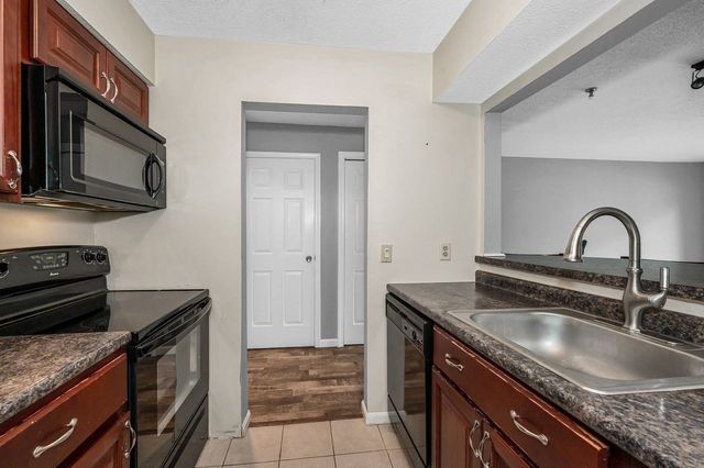 81 Hunters Run Place 81, Haverhill, MA 01832