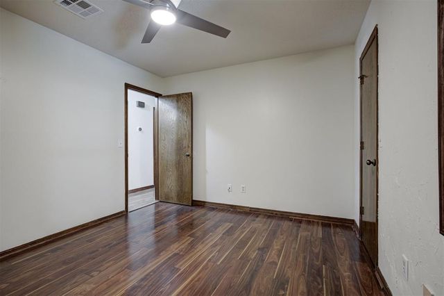 11020 Coachmans Road, Yukon, OK 73099