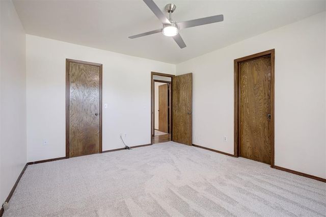 11020 Coachmans Road, Yukon, OK 73099