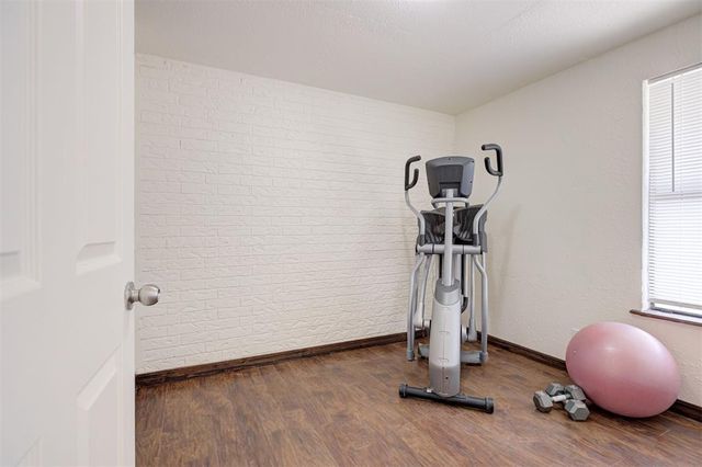 11020 Coachmans Road, Yukon, OK 73099