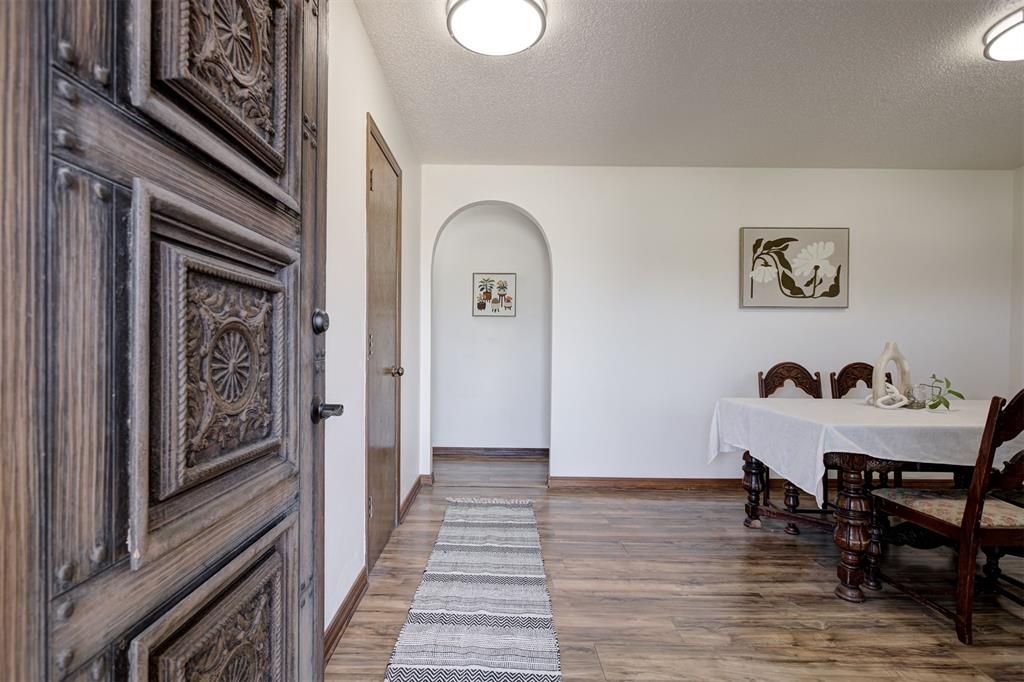 11020 Coachmans Road, Yukon, OK 73099