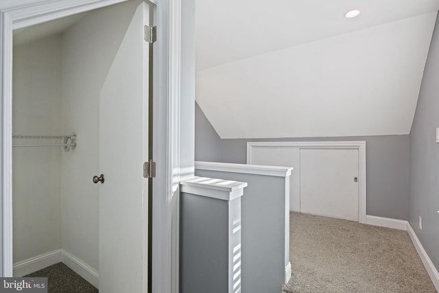 3049 OAK FOREST DR, Parkville, MD 21234