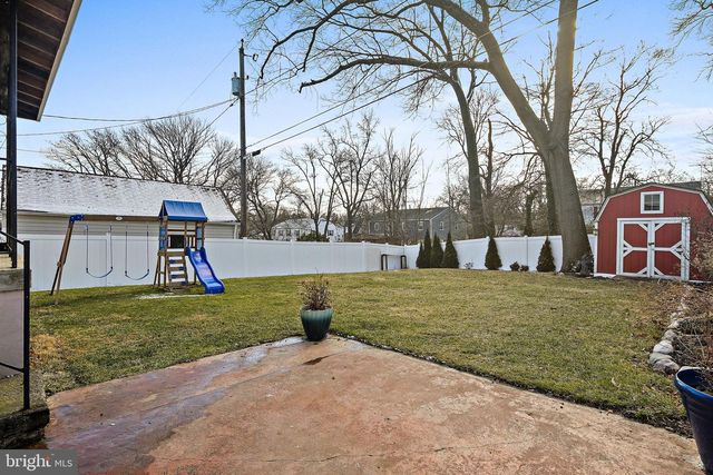 3049 OAK FOREST DR, Parkville, MD 21234