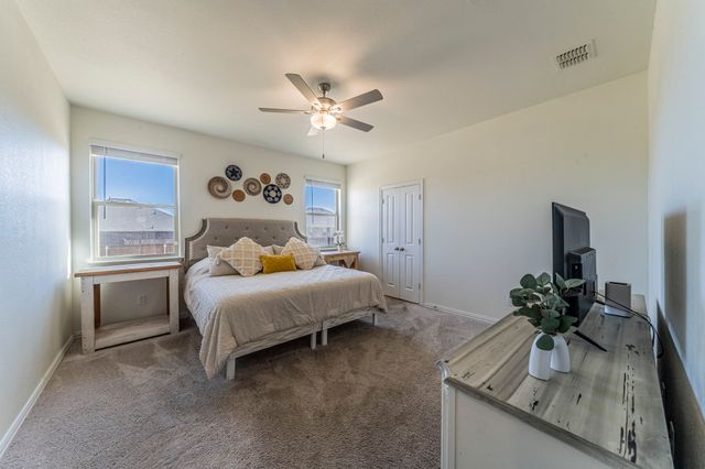 1240 Almond Road, Azle, TX 76020