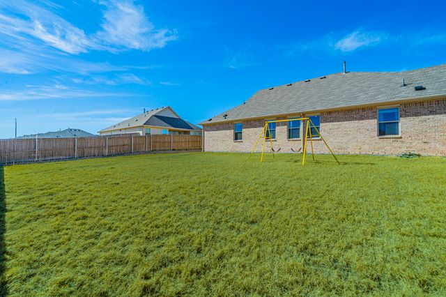 1240 Almond Road, Azle, TX 76020