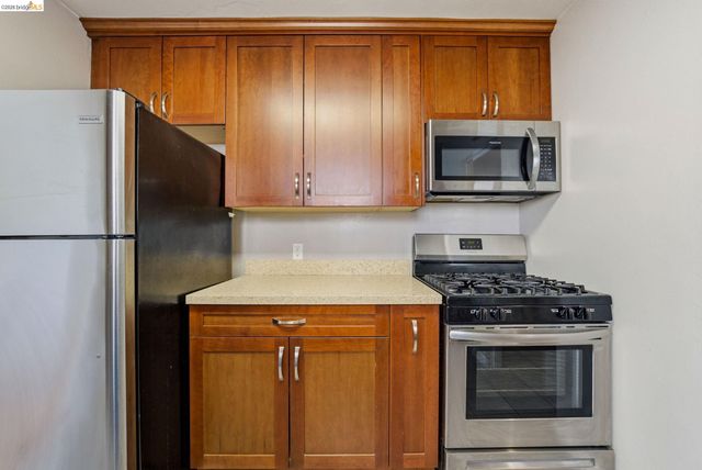 2257 Park Blvd, Oakland, CA 94606
