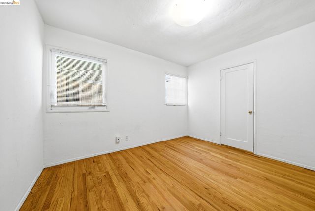 2257 Park Blvd, Oakland, CA 94606
