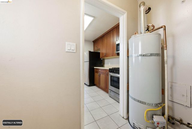 2257 Park Blvd, Oakland, CA 94606