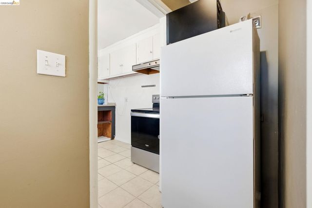 2257 Park Blvd, Oakland, CA 94606