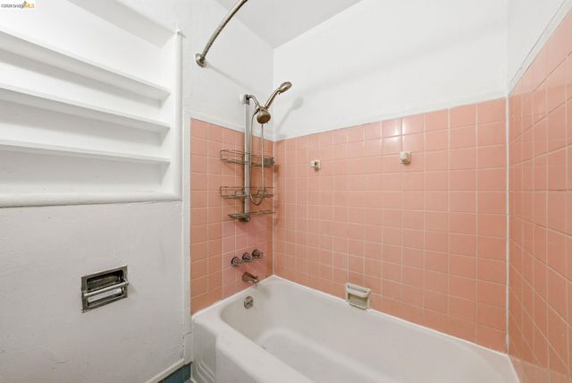 2257 Park Blvd, Oakland, CA 94606