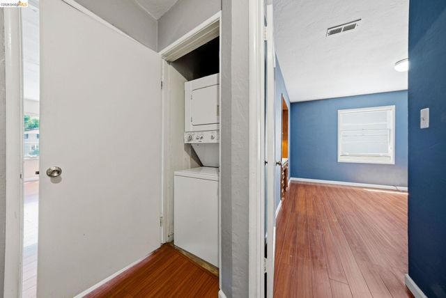 2257 Park Blvd, Oakland, CA 94606